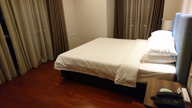 2018-04-04 22.37.17.jpg - 2018-上海DAY4