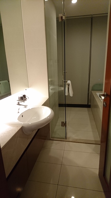 2018-04-04 22.34.00.jpg - 2018-上海DAY4