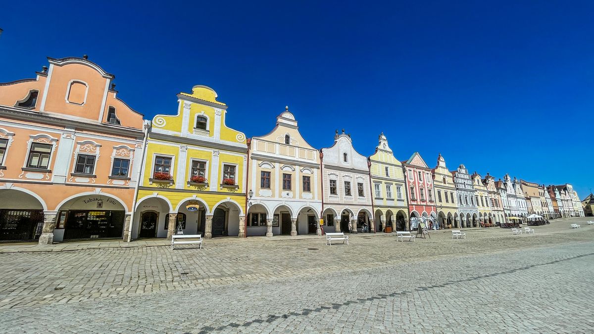 Day2：巴洛克與文藝復興的中世紀小鎮【彩色山型屋～泰爾奇小鎮】